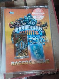 Skylanders raccoglitore+pacchetto e card special 