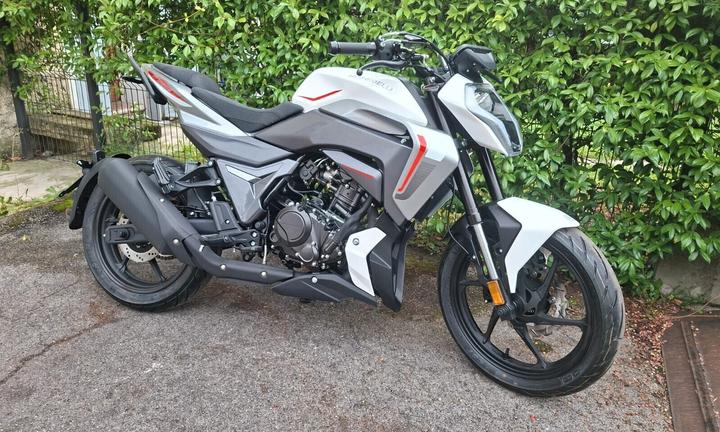 Mbp F125-MOTORE A LIQUIDO-ABS