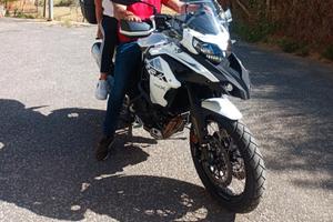 Benelli trk 502x