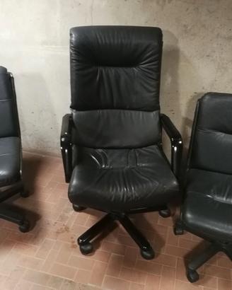 poltrone  in pelle nera per ufficio