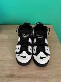 Set 2 paia Nike: Air Force 1 + Air More Uptempo