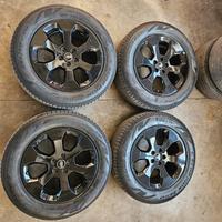 Cerchi Land Rover Defender DA 20 gomme  255 60 20