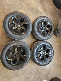 Cerchi Land Rover Defender DA 20 gomme  255 60 20