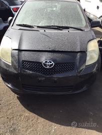 Toyota yaris anno 07