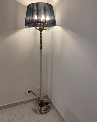 Lampada in ferro battuto