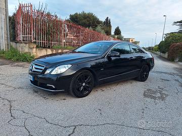 Mercedes classe E250 coupe' 180.000km