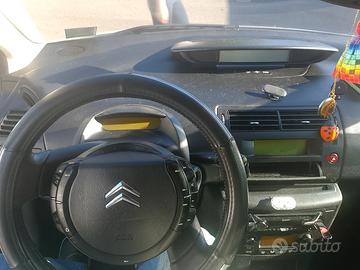 Citroen C4 1.6. benzina GPL 