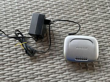 Netgear FS605 v2 Switch Fast Ethernet 5 porte