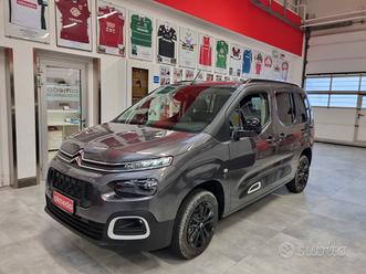 Carrozzina elettrica per disabili 2024 Vendita in Veicoli