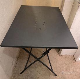 Tavolo da esterno