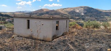 Struttura con terreno