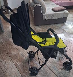 Passeggino ultraleggero e compatto