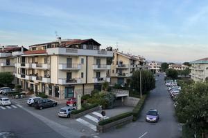 Rif.RI0359| locale commerciale squillace