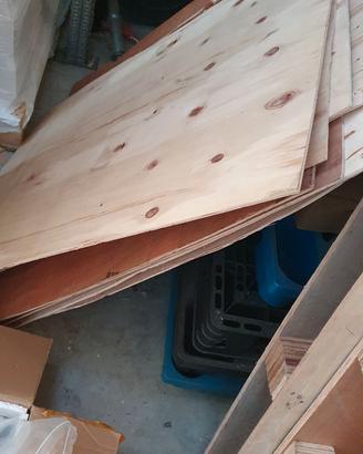 30 kg legname e rottami di legno da ardere o forno