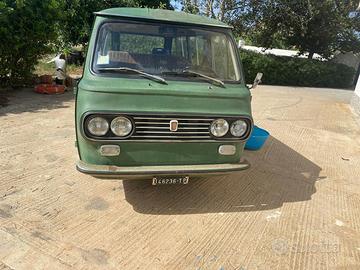 Pulmino Fiat 850