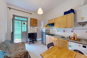 VIA CARLO CAPELLI VICINO ALLA METROPOLITANA!