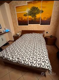 Camera matrimoniale in ciliegio