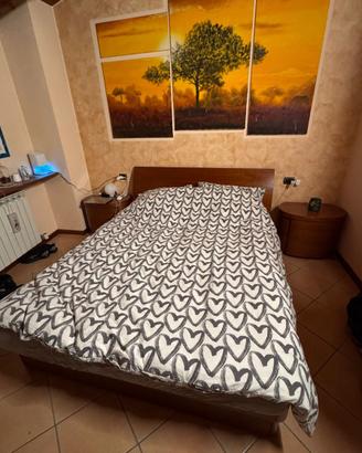 Camera matrimoniale in ciliegio