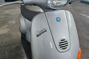 Vespa ET4