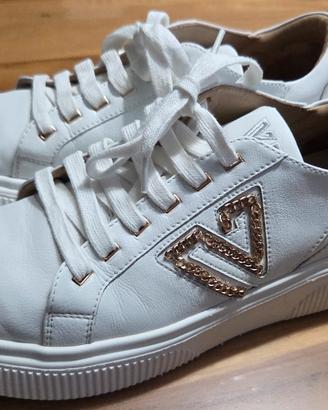 EMANUELLE VEE Sneakers