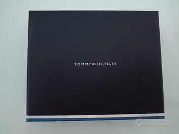Portacarte Tommy Hilfiger. Idea per Natale 