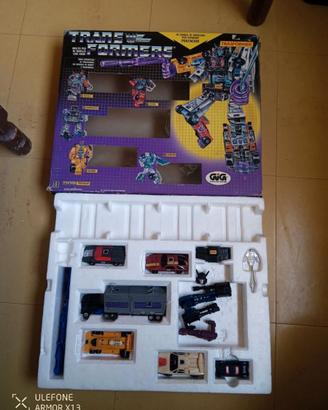 Box set dei Transformers Stunticon Pentacar della