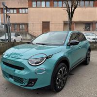 FIAT 600 Hybrid 110 CV DCT MHEV La Prima KM.0