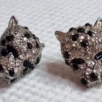 Orecchini a bottone Pantera con strass