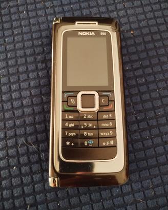 Nokia E90 comunicator funzionante 