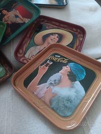 originali coca cola con soggetti d'epoca 