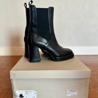 Stivaletto Chelsea in pelle CONTIGO