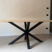Tavolo 160x100 in legno rovere e gambe in metallo