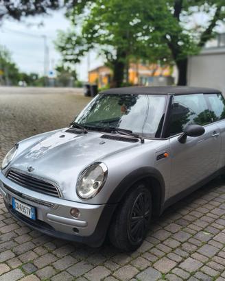 Mini cooper 1.6 benz