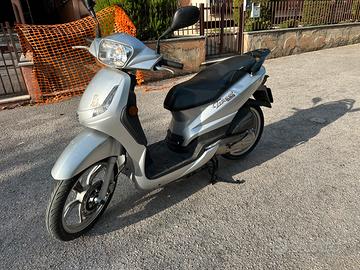 Tweet 50 prezzo trattabile