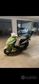 Scooter Zhejiang 125 verde