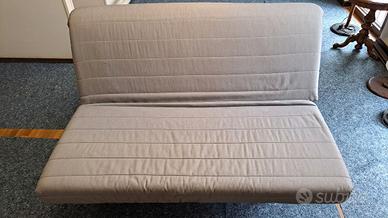 Divano letto matrimoniale