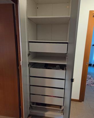 armadio a specchio Ikea