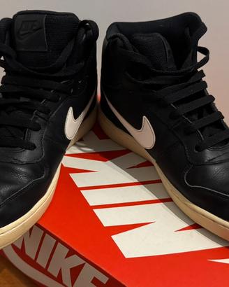 Nike Court Royale High nere pelle