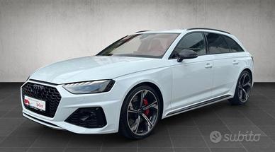 Audi A4 RS 4 Avant