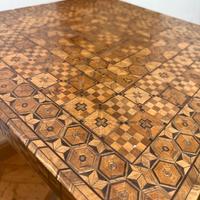 Tavolino intarsiato d’epoca – Artigianato italiano