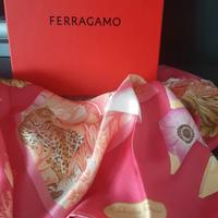 Foulard pura seta Salvatore Ferragamo 