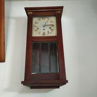 Orologio a pendolo da parete