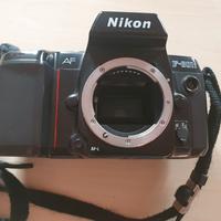 Nikon F 801S (per ricambi non funzionante)