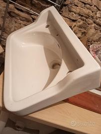 lavandino bagno in ceramica