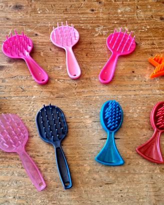 Lotto accessori bambole 