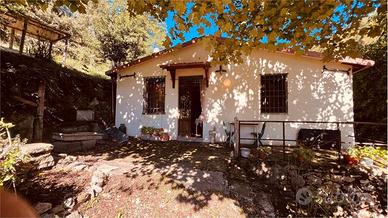 Casa indipendente di 80 m² con 5 locali a Barga