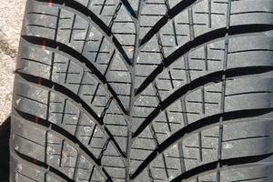 gomme 4 stagioni nuove 
