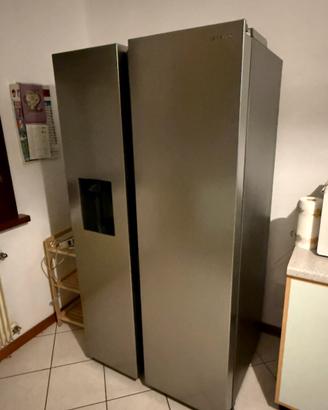 Frigorifero Samsung Side by Side Serie 8000 634L