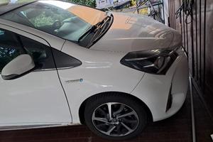 Toyota Yaris HSD (100CV) E-CVT Hybrid Style 