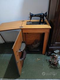 Macchina Singer funzionante con mobile